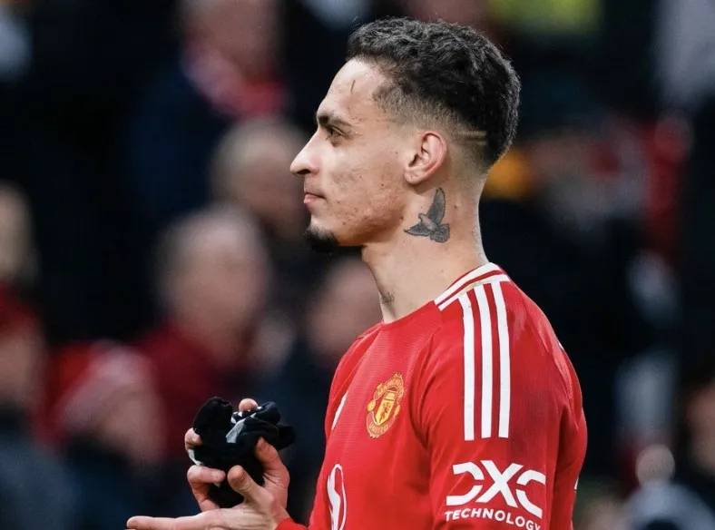 圣安东尼奥马刺内部会议纪要流出——赛前战术微调,西甲使命明确,纪律约束更严格的简单介绍 圣安东尼奥马刺内部会议纪要流出——赛前战术微调,西甲使命明确,纪律约束更严格的简单介绍